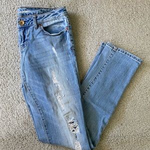 Aeropostale ripped skinny jeans